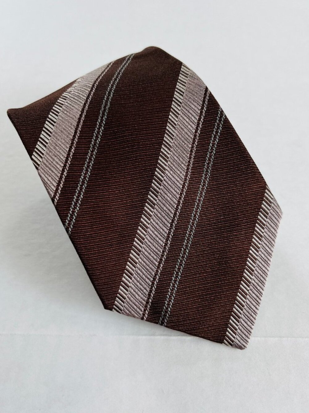 ARMANI Collezioni Brown Tie Striped Silk Necktie hand made in Italy